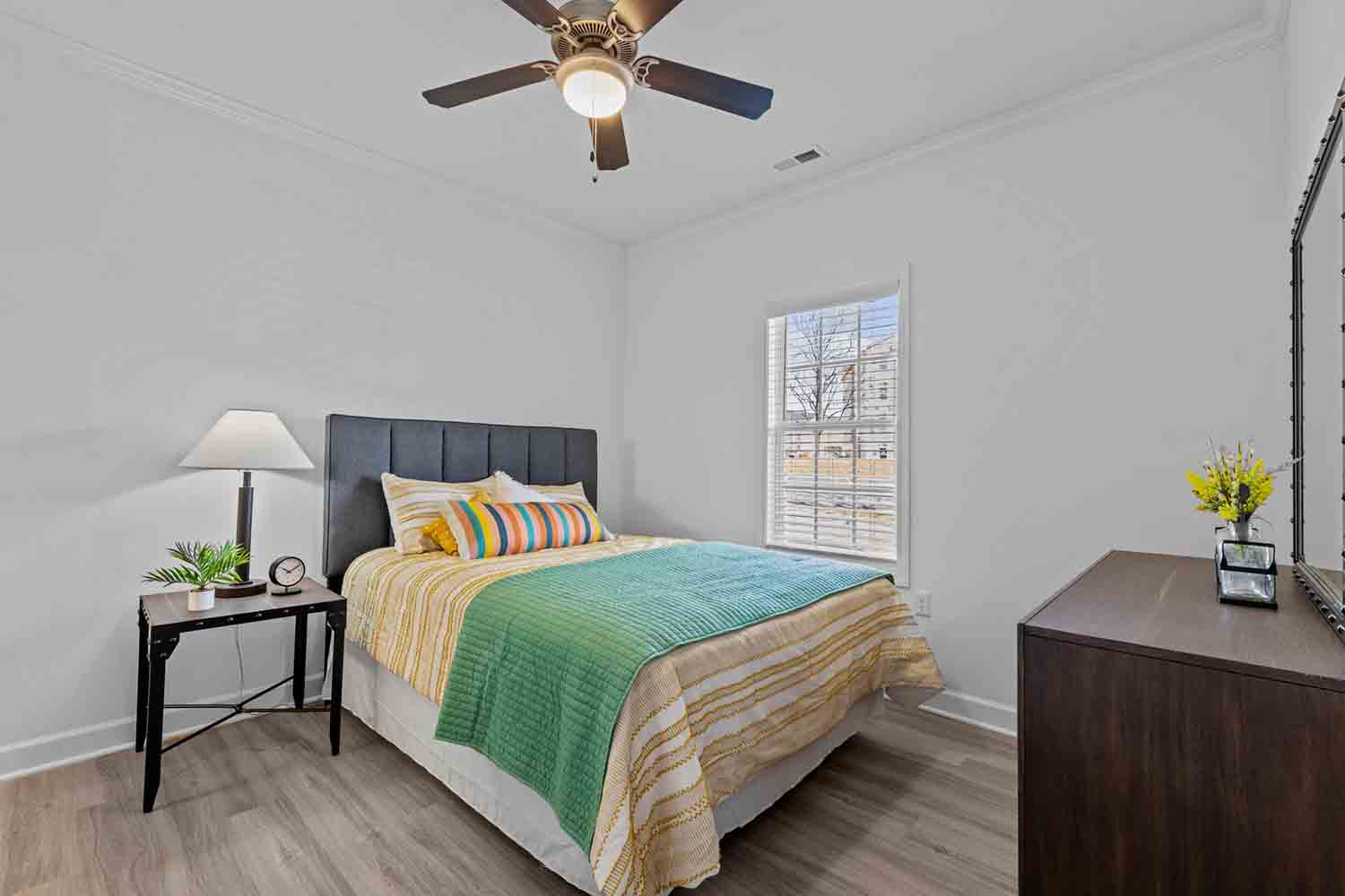 blue hill bedroom 3