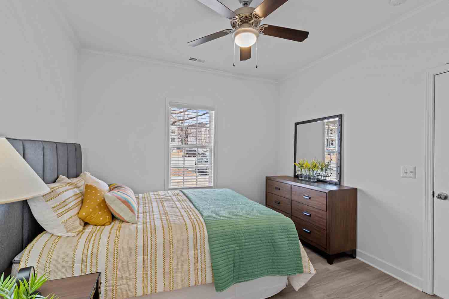 blue hill bedroom 1